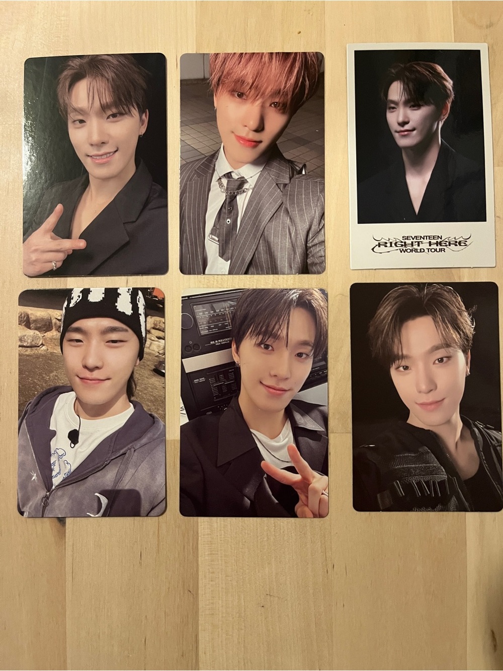 Set of 6 OFFICIAL Dino of Seventeen photocards (set #1)